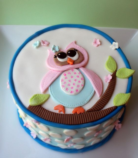 Cute Owl Cake