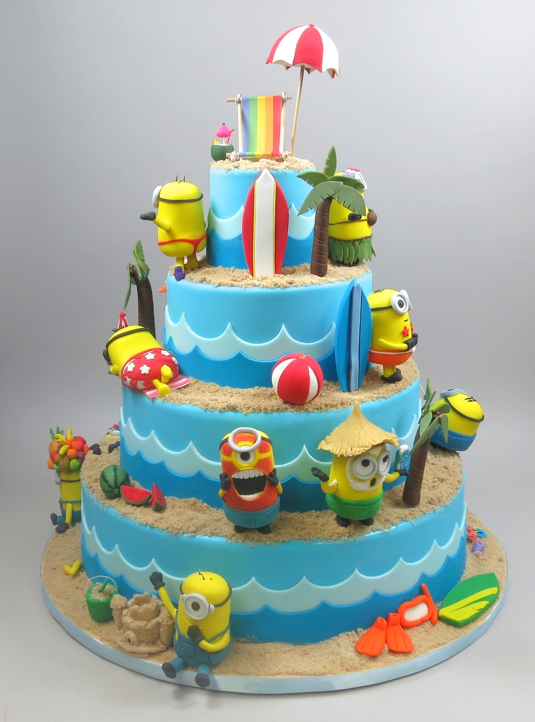 Minion Birthday Cake Beach