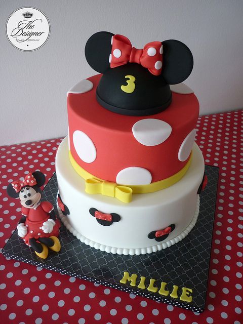 Minnie Mouse Birthday Cake