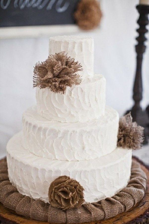 Rustic Burlap Wedding Cake