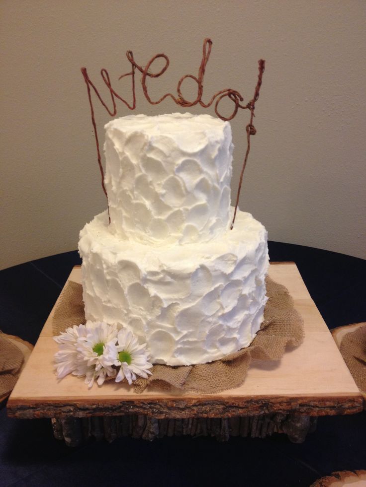 Rustic Wedding Cake with Buttercream Icing