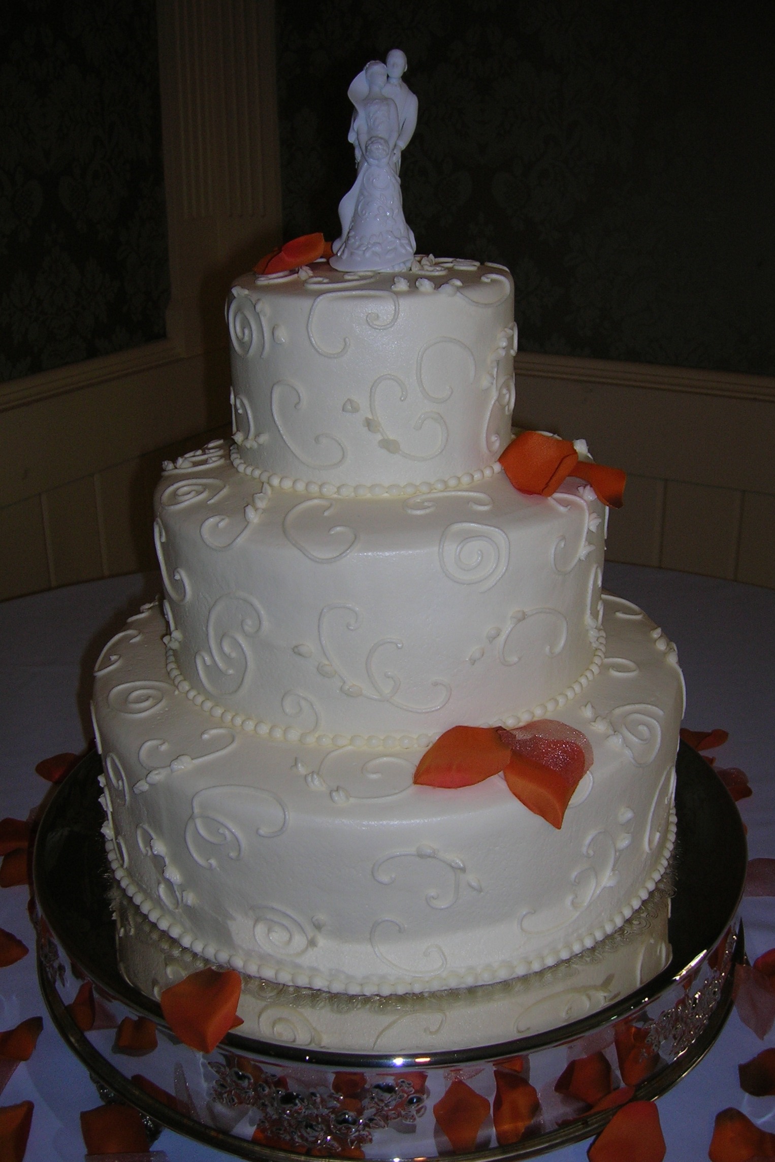 3 Tier Round Wedding Cakes