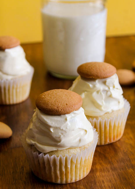 Banana Cupcakes with Vanilla Wafers