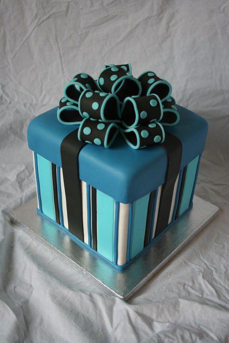 Birthday Present Gift Box Cake