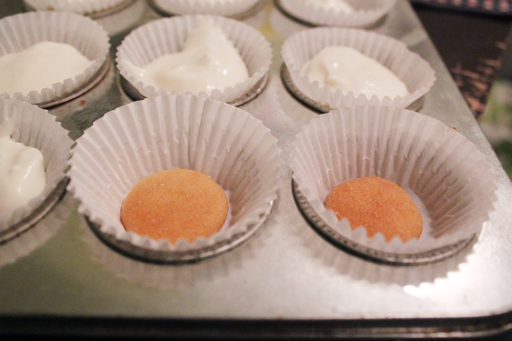 Cream Cheese Cupcakes with Vanilla Wafers