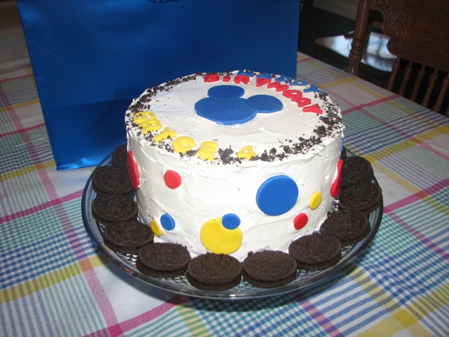 Easy Mickey Mouse Cake