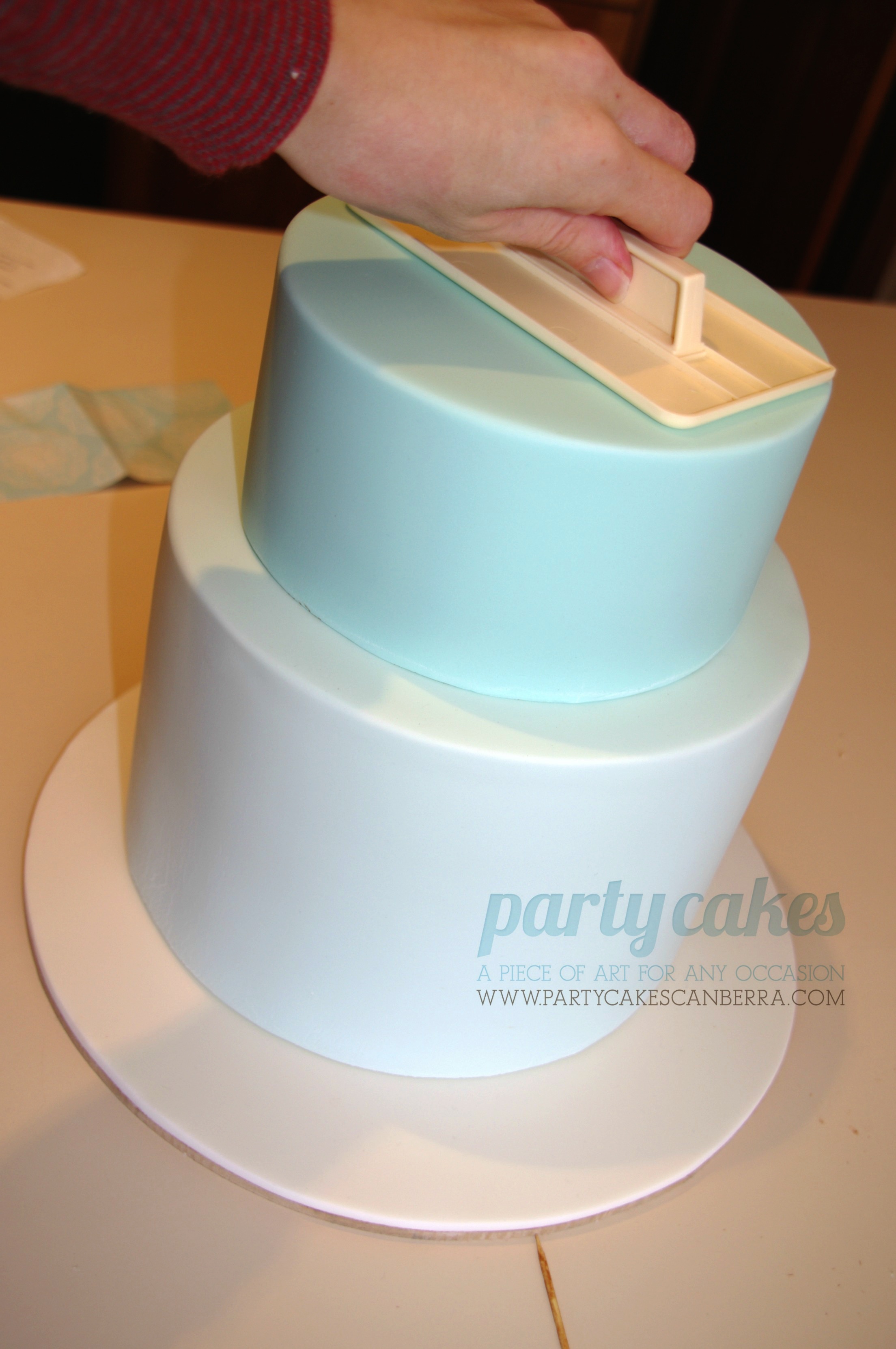 8-double-barrel-cakes-photo-how-to-make-a-barrel-cake-with-fondant