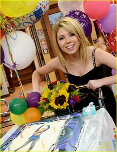 Jennette McCurdy and Ariana Grande Birthday