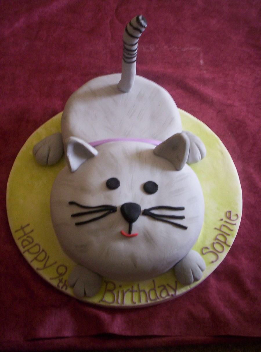 Kitty Cat Birthday Cake