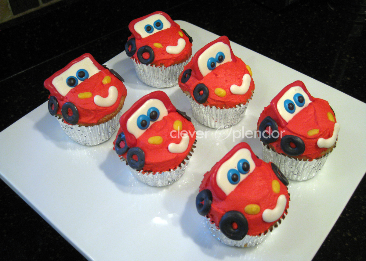 Lightning McQueen Cupcake Cake