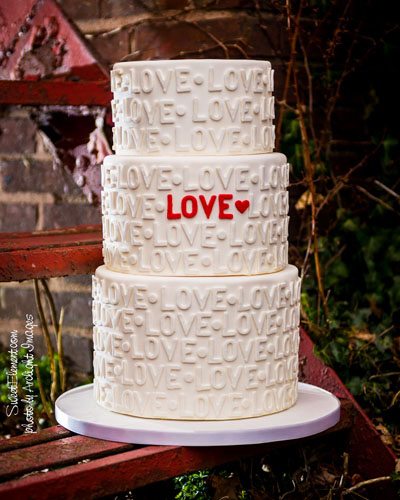 Love Wedding Cake