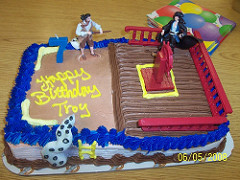 Raley's Bakery Birthday Cakes