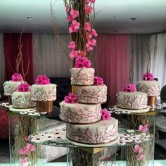 Separate Tier Wedding Cakes