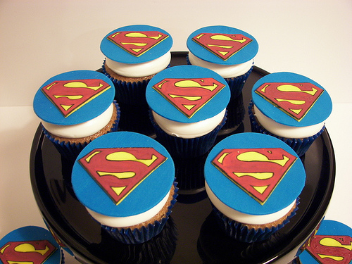 11 Photos of Superman Birthday Cupcakes