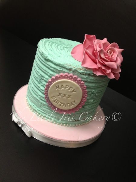 Vintage Buttercream Cake