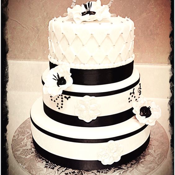 75th Birthday Cake Black and White