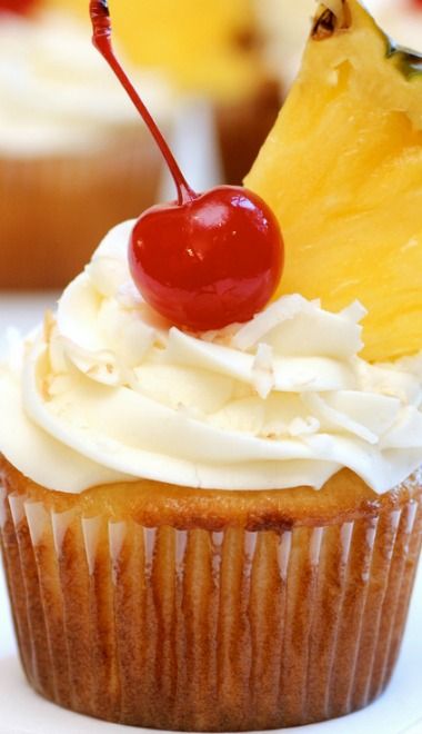 Pineapple Cupcakes with Cream Cheese Frosting