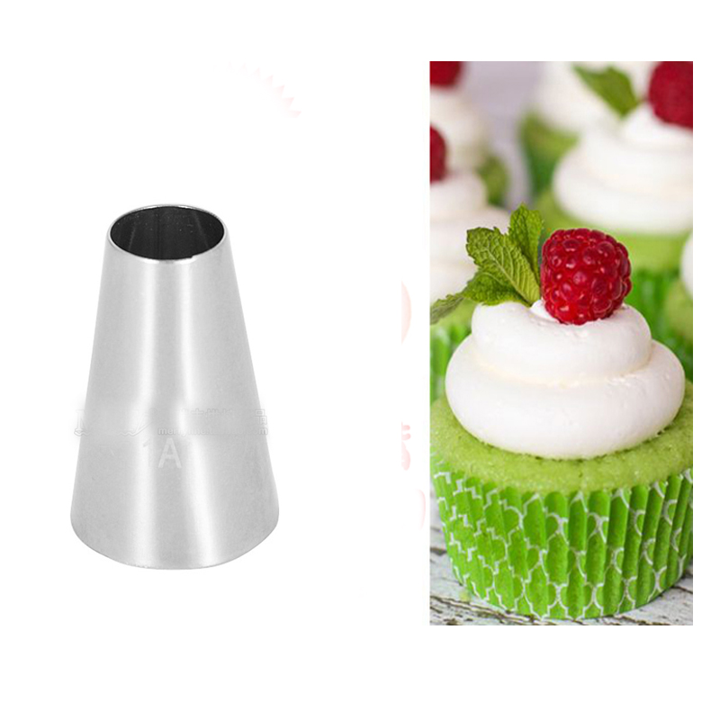 Round Tip Cupcake Icing