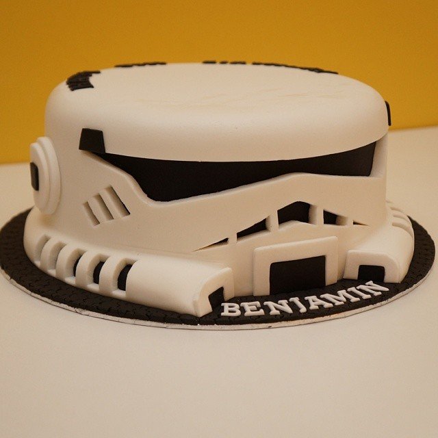 Stormtrooper Star Wars Birthday Cake