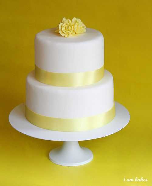 2 Tier Yellow Buttercream Wedding Cakes