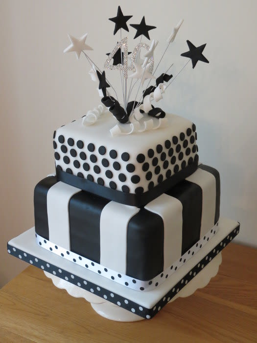 Black and White 40th Birthday Cake