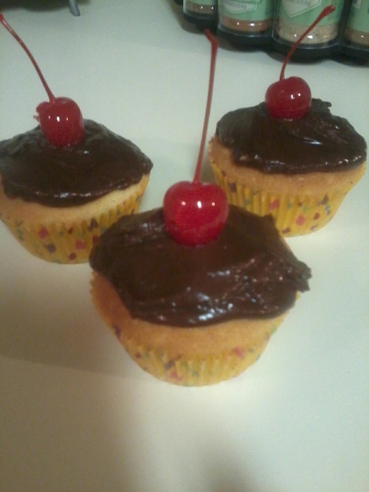 Boston Cream Cupcakes