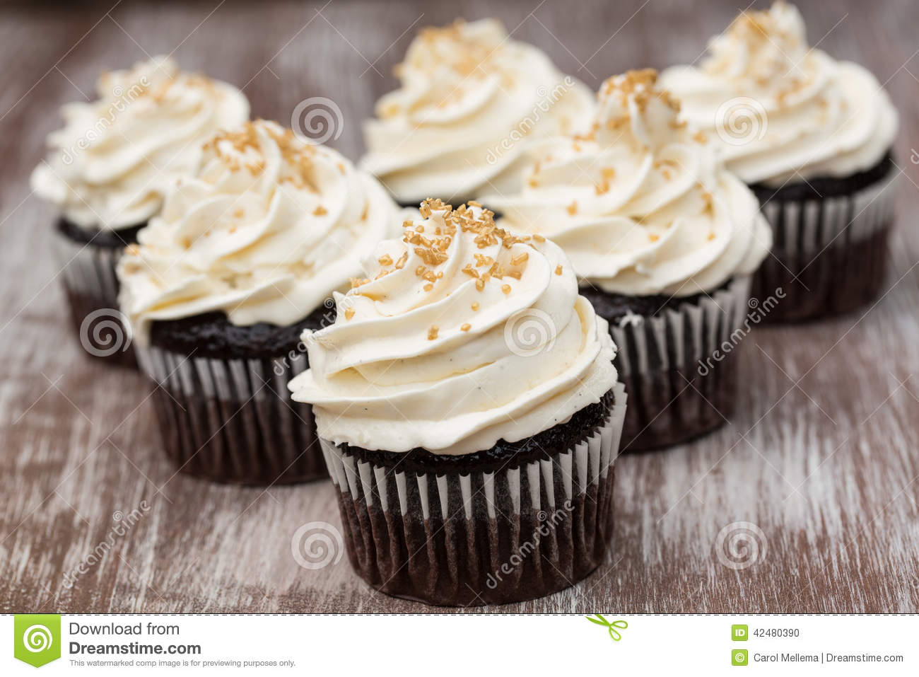 Chocolate Cupcakes with Vanilla Buttercream Frosting