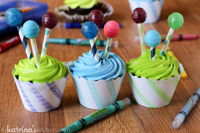 Decorating Cupcakes with Kids