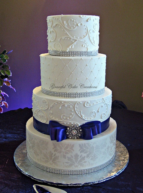 Elegant White Wedding Cake