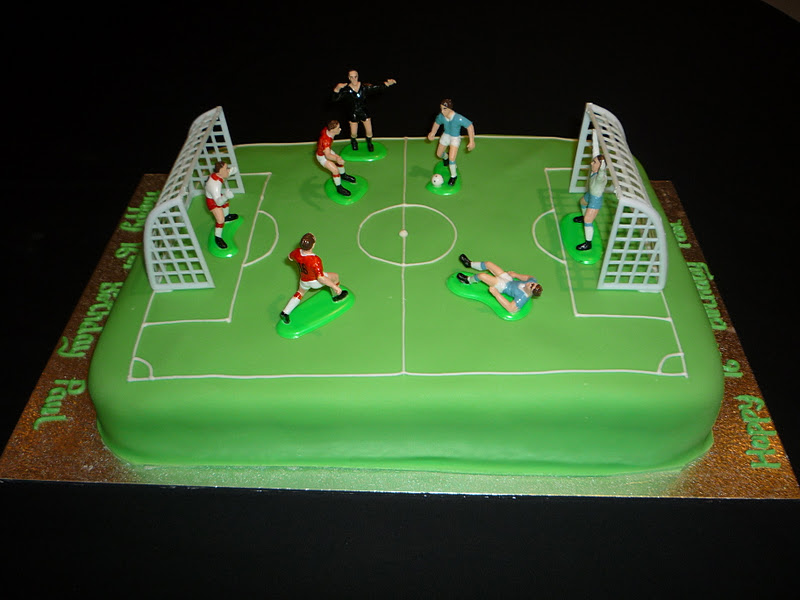 Football Pitch Cake