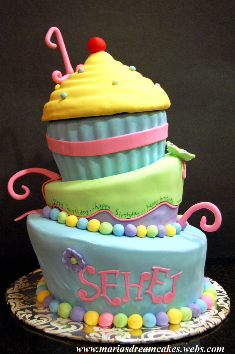 Giant Cupcake Birthday Cake