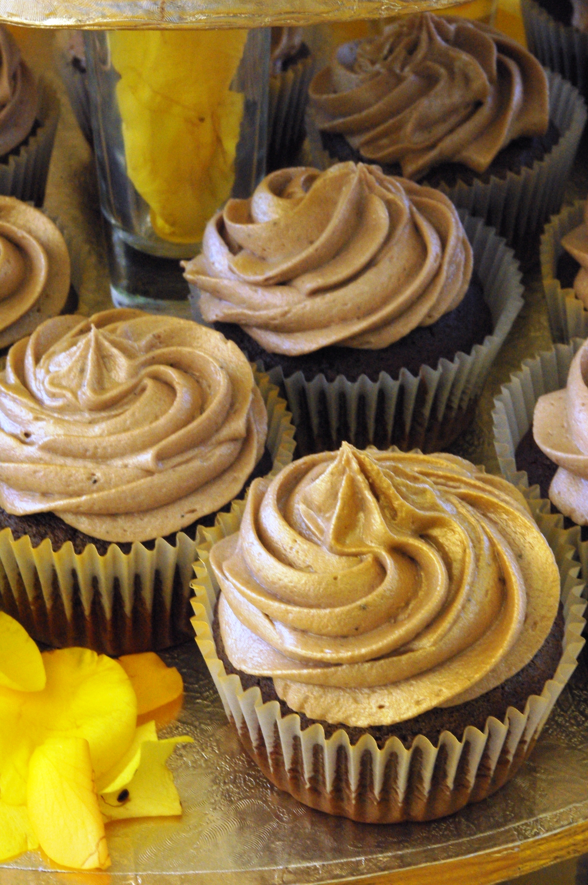 Gold Cupcakes with Frosting