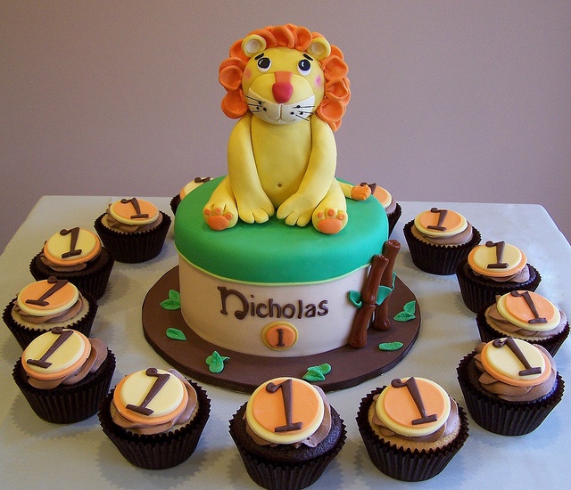 Lion Themed Birthday Cake