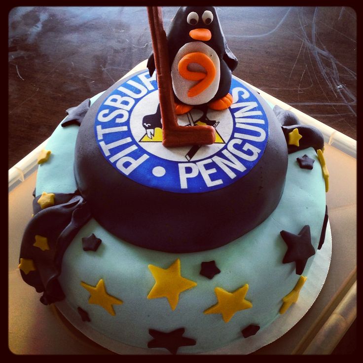 Pittsburg Penguins Hockey Cake