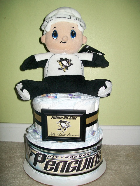 Pittsburgh Penguins Diaper Cake