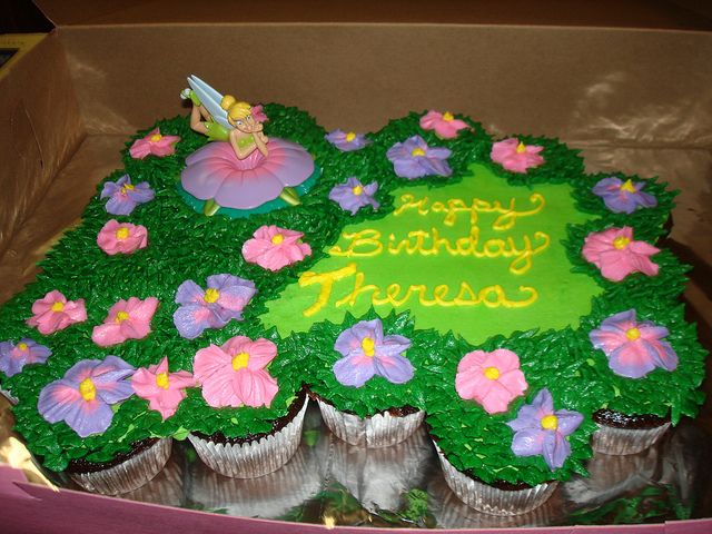 Tinkerbell Cupcake Cake