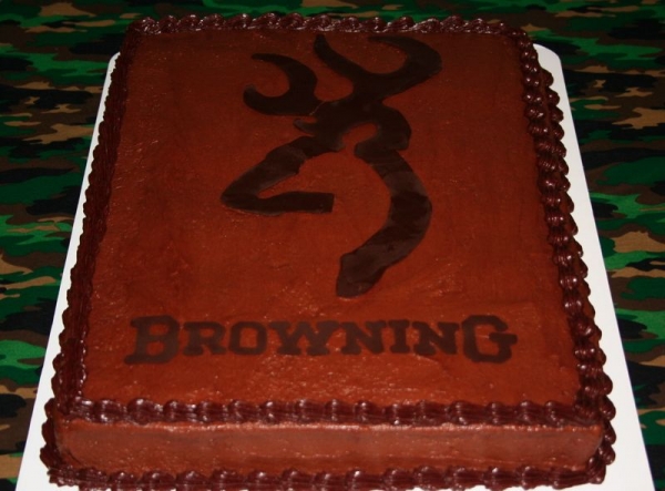 Browning Deer Head Cakes