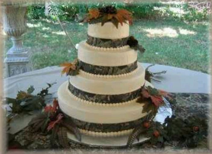 Camo Wedding Cake