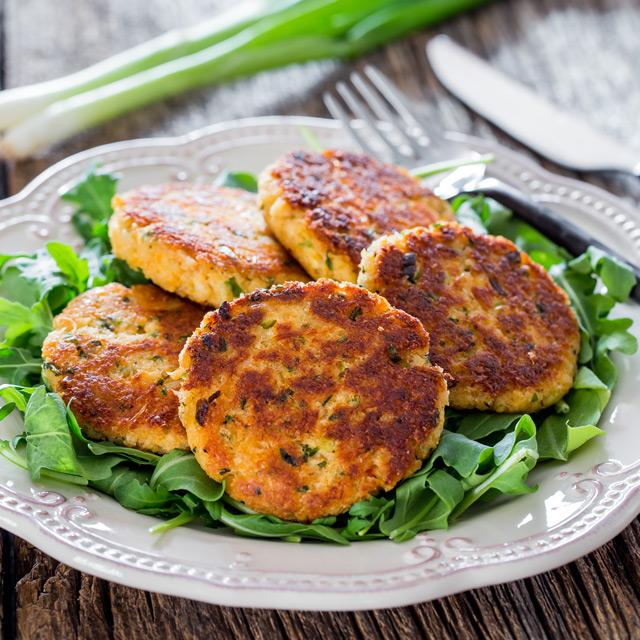 Delicious Crab Cakes Easy Recipe