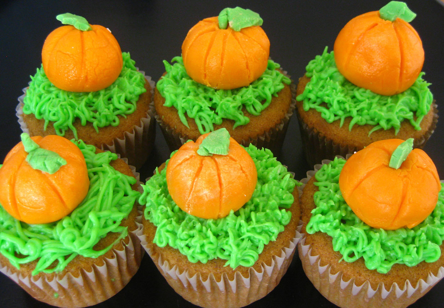 Halloween Cupcake Pumpkin Patch