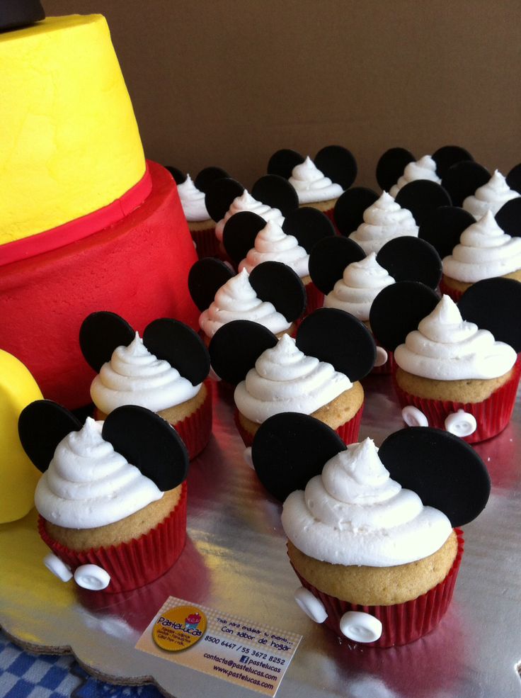 Mickey Mouse Cupcakes