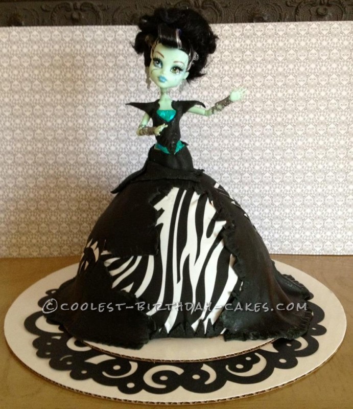 Monster High Frankie Stein Birthday Cake Fabulous