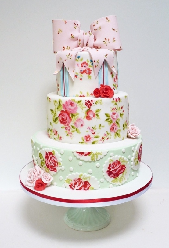 Shabby Chic Wedding Cake