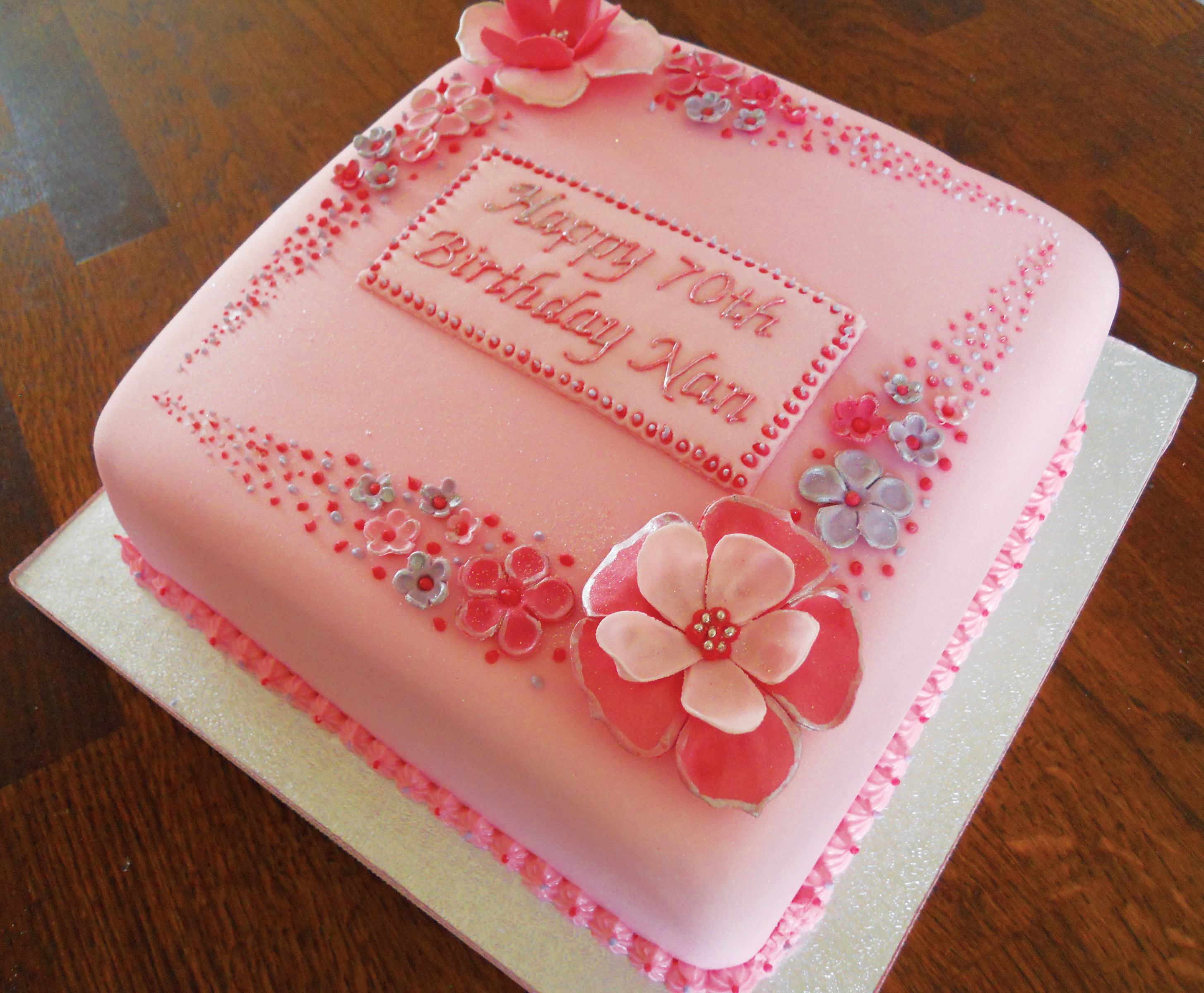 70th Birthday Cake Ideas for Women