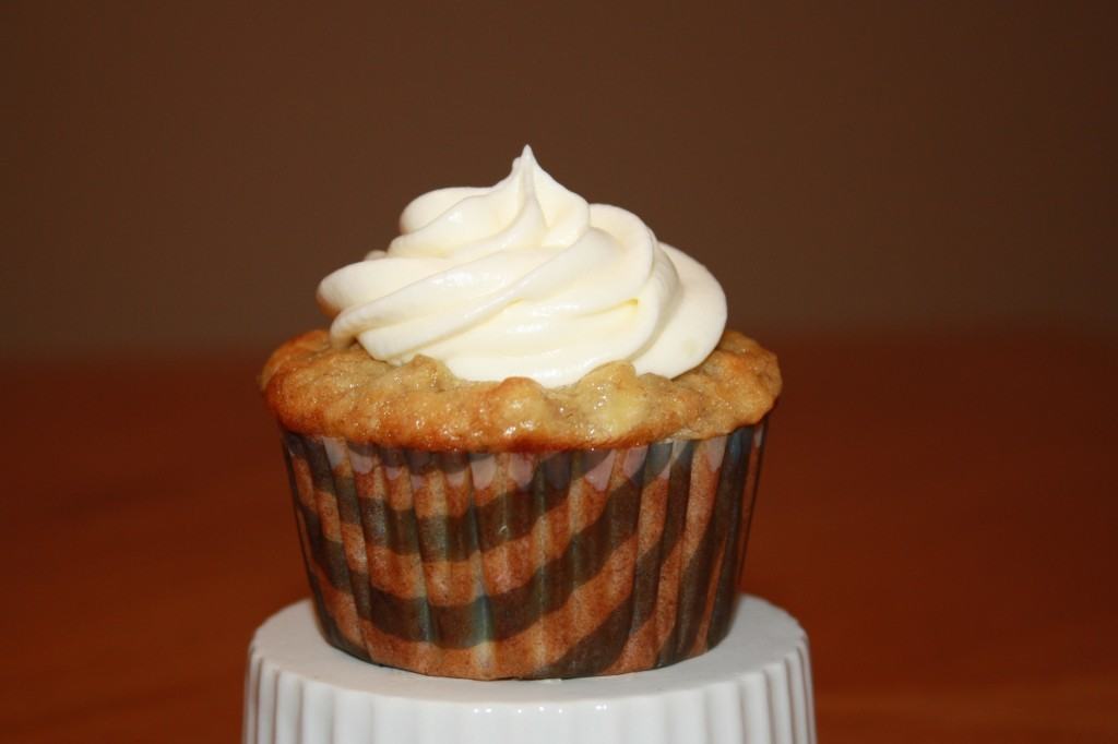 Banana Cupcakes with Cream Cheese Frosting