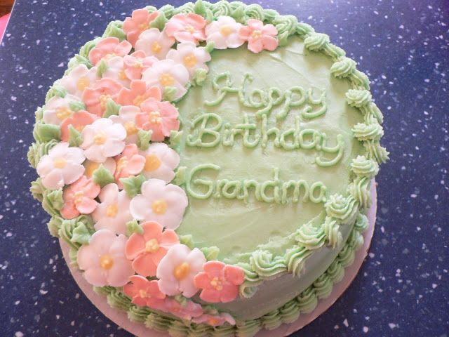 Beautiful Birthday Cake for Grandma