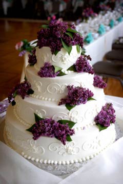 Elegant Buttercream Wedding Cake with Flowers