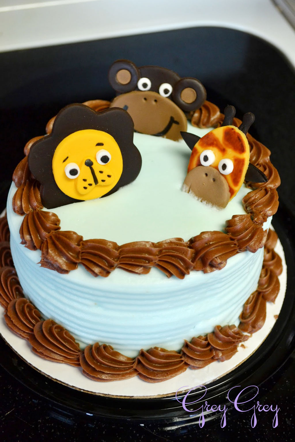 Jungle Safari Birthday Party Cake