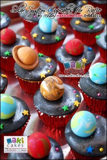 Solar System Cupcakes