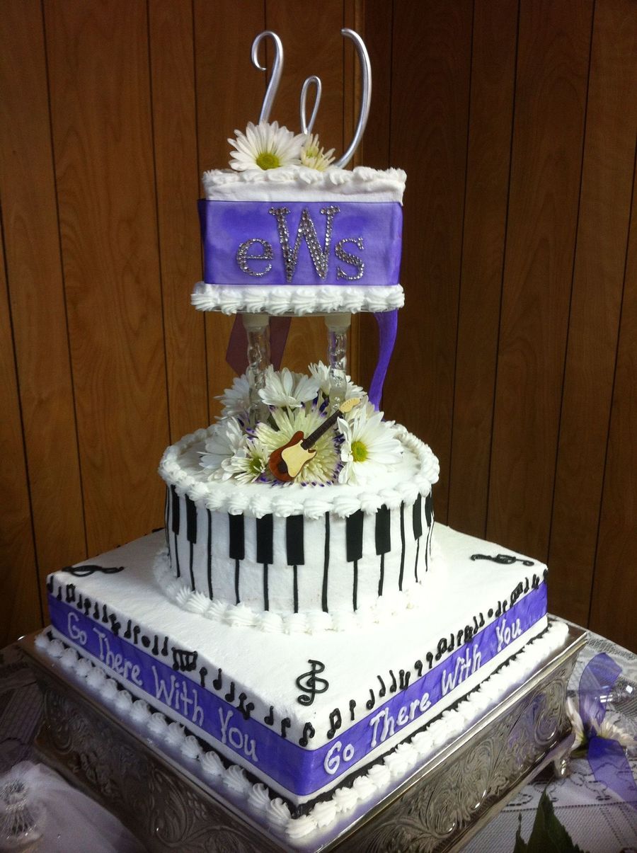 Square Wedding Cakes with Buttercream Icing